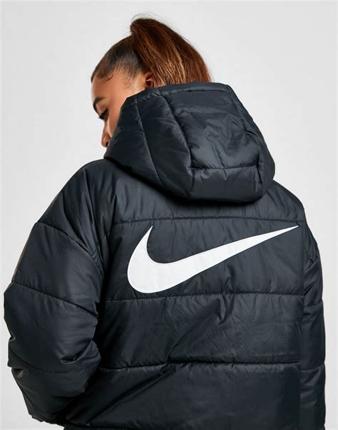 NIKE Jacken im Sale für Damen online kaufen .